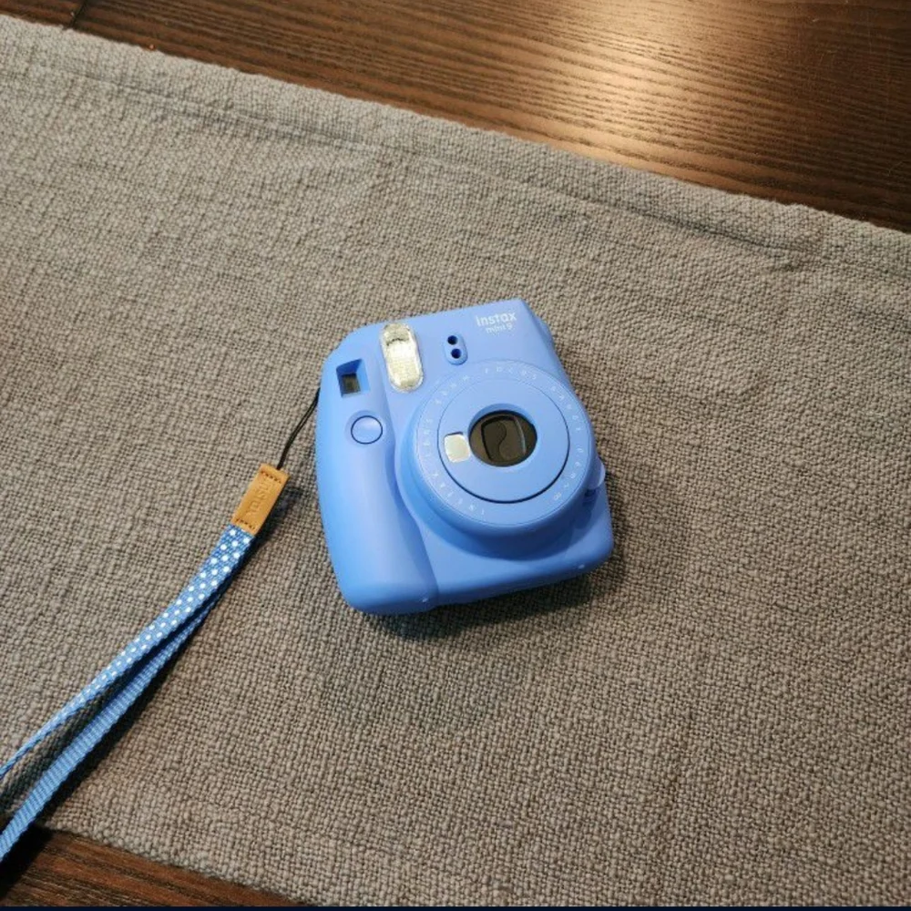 Fujifilm Instax mini 9
